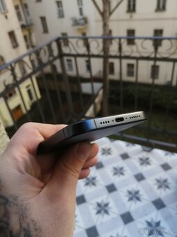 IPhone 15 pro Max úplně nový stav - 8