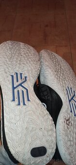 Nike Basketbalové boty Kyrie 7 vel.47 - 8