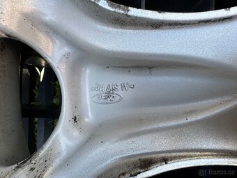 Kola Ford ST225 R18 - 8
