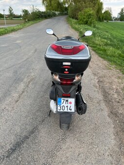 Honda SH 300 - 8