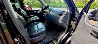 VW Caravelle - 8
