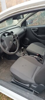 Opel Corsa 1,0 12V - 8
