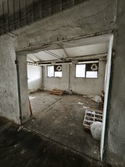 Pronájem skladu nebo výrobny Židlochovice • 233 m² - 8