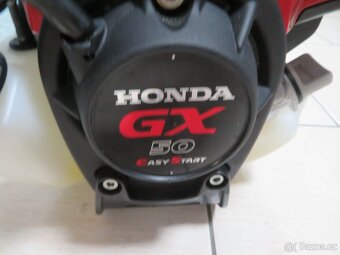 Nový benzínový křovinořez Honda UMK 450 U - 8
