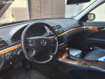 Mercedes-Benz Třídy E POHŘEBNÍ SPECIÁL 1.Maj. - 8