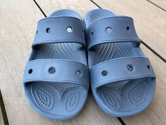 Pantofle Crocs originál 32-33 2x - 8