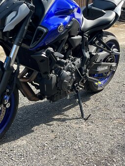 Yamaha MT07 - 8