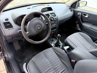 Prodám auto Renault Megane - 8