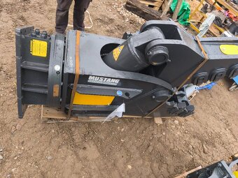 Vydrcovač pro 12-20t Mustang RH12 - 8