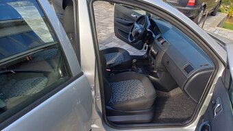 škoda fabia 1.2 htp ( velmi slusny stav ) - 8