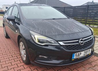 Opel Astra ST kombi 1.6 CDTi 100 kW - po servise za 40tis.Kč - 8