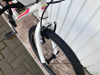 DĚTSKÉ KOLO 24 - 8