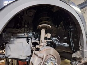 Ochrana karosérií a dutin . Nástřiky. - 8