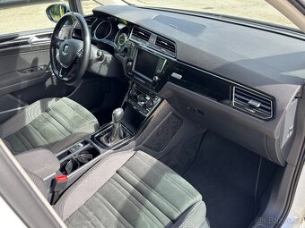 Vw Touran HIGHLINE 2,0TDI 110kw DSG 2015 1.maj 128 265km DPH - 8