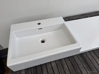 Velke umyvadlo Laufen 150cm Nove - 8