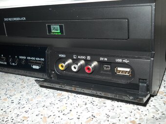 VHS-DVD rekordér Medion MD81664 - hdmi - 8