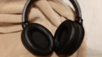 Sony sluchátka typ vyfocený blutu... - 8