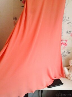 Krásné společenské šaty 44 - 8