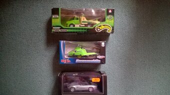 Auta, motorky -  modely - 8