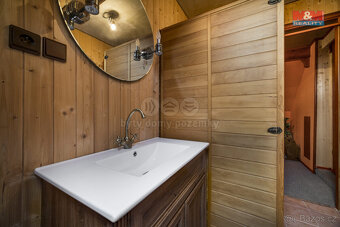 Prodej chalupy, 805 m², Sobkovice - 8