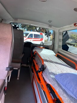 Volkswagen Transporter T5 sanita, obytný vůz - 8