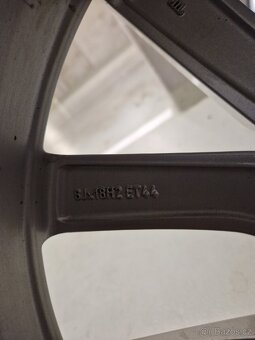 MODUS R18 - 8