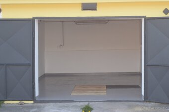 Garáž Mělník 25m2 - 8