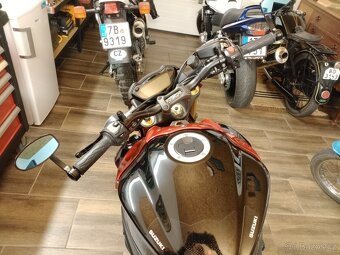 Suzuki gsx-s 1000 - 8