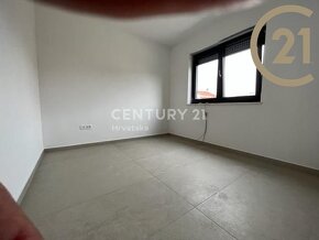 Prodej bytu 4+kk (95 m2) s privátní střešní terasou s výhled - 8