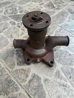 Vodní pumpu ( čerpadlo) asi na traktor - 8