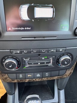ŠKODA yeti 4x4 dsg 125 kw cr laurin & klement - 8