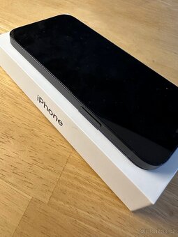iPhone 12 – 64 GB, černý – baterie 87 % - 8