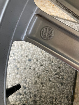Alu disky 5x112 R18 Sebring VW Tiguan - originál - 8