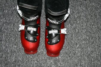 lyže dynamic 110 cm , lyžáky - 8