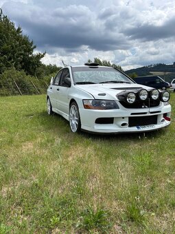 Mitsubishi Lancer Evo IX R4 - 8