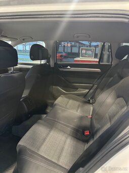 Prodám  Volkswagen Passat B8 - 8