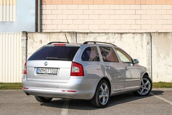 Škoda Octavia Combi 1.6 TDI DSG - 8