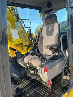 Pásové rypadlo Komatsu PC210 LC-11 - 8