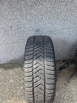 Zimní pneu Pirelli Pzero Winter/SottoZero3 - 8