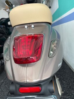 Vespa Primavera 50 2T - 8