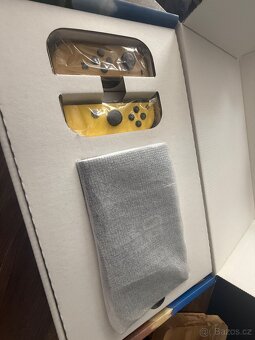 Nintendo Switch (Pokémon Edition) - 8