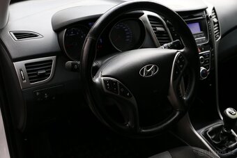 Hyundai i30 1.6 88Kw, ČR, Tažné jen 2 majitelé - 8
