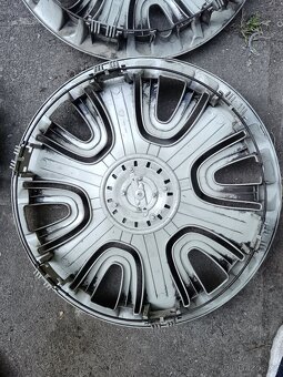 Poklice Opel r15 - 8