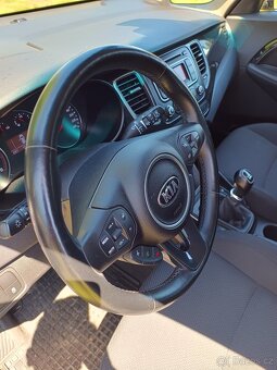 Kia Carens 1.6gdi benzín 2016 - 8
