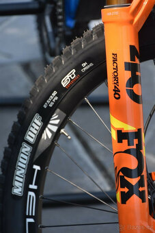 Santa Cruz V10 Carbon C - 8