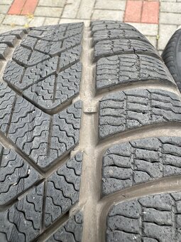 5x112 r18 215/50r18 zimní škoda karoq - 8