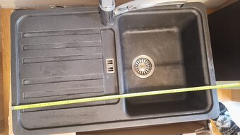 Granitový dřez Franke s baterií a sifonem - 8
