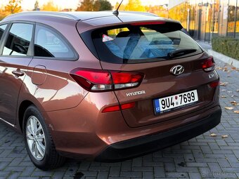 Hyundai i30 combi / 1.6 crdi 81 kW / 2017 - 8