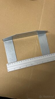 Prodám visací podstavce na zboží (tenisky) - 8