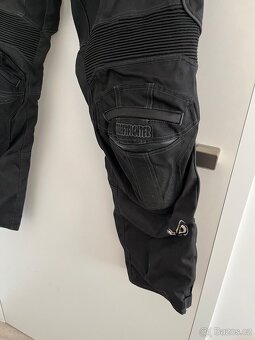 Motorkářské oblečení, držák páteře a tašku - 8